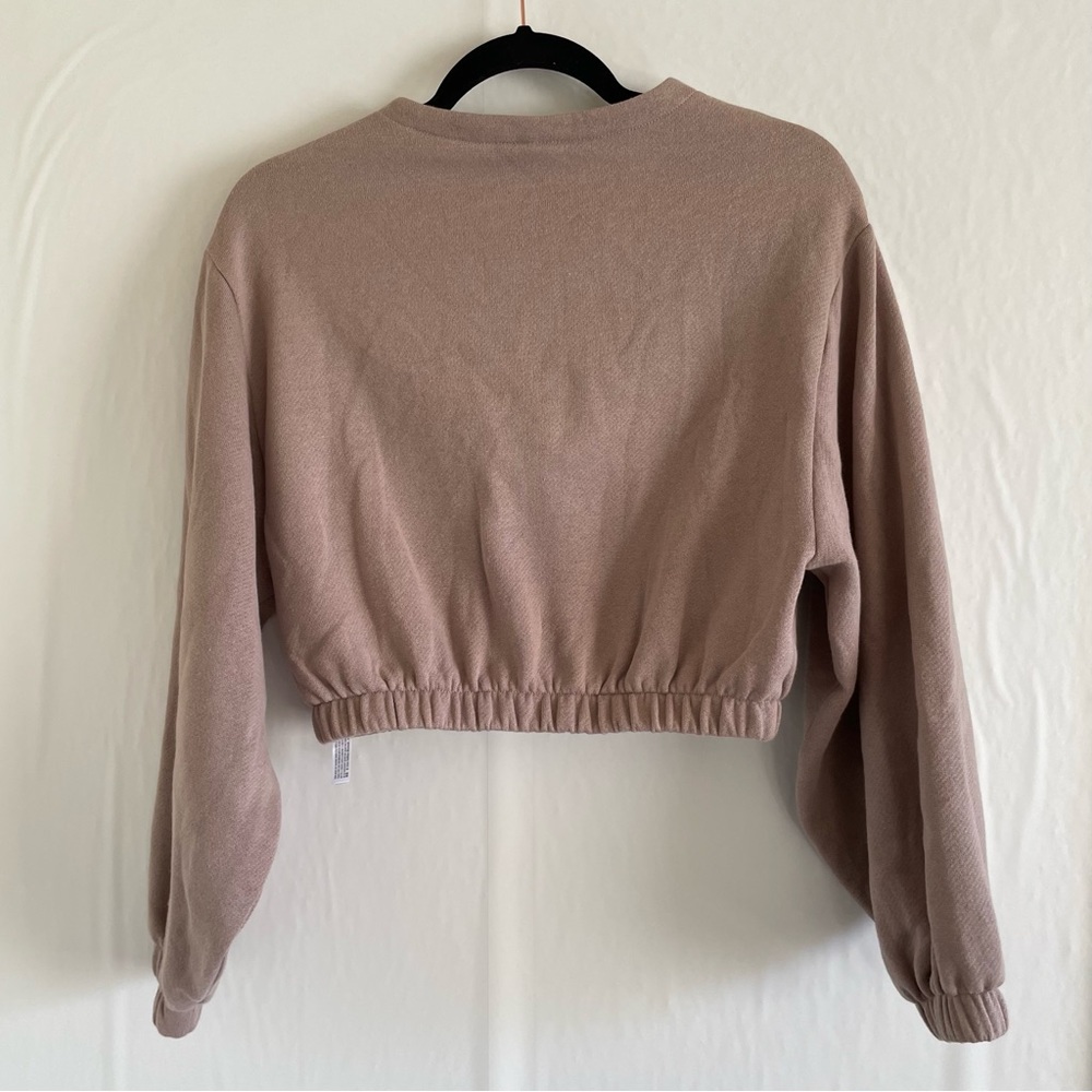 Urban Outfitters Out From Under Gray Vivian V Neck Crop Sweatshirt Size XS - Picture 9 of 10
